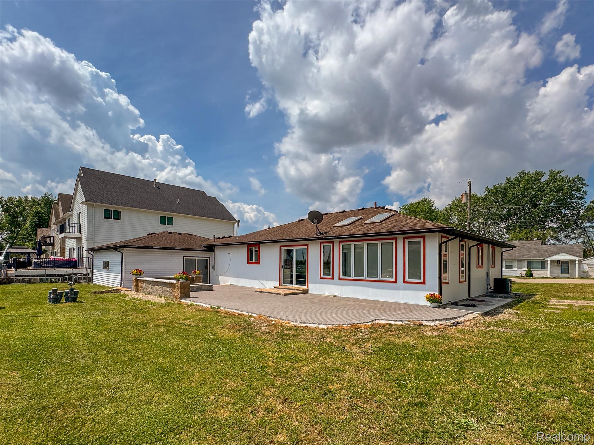 Harrison Charter Township, Michigan 48045, United States, 3 Bedrooms Bedrooms, ,3 BathroomsBathrooms,Residential,Active,157842