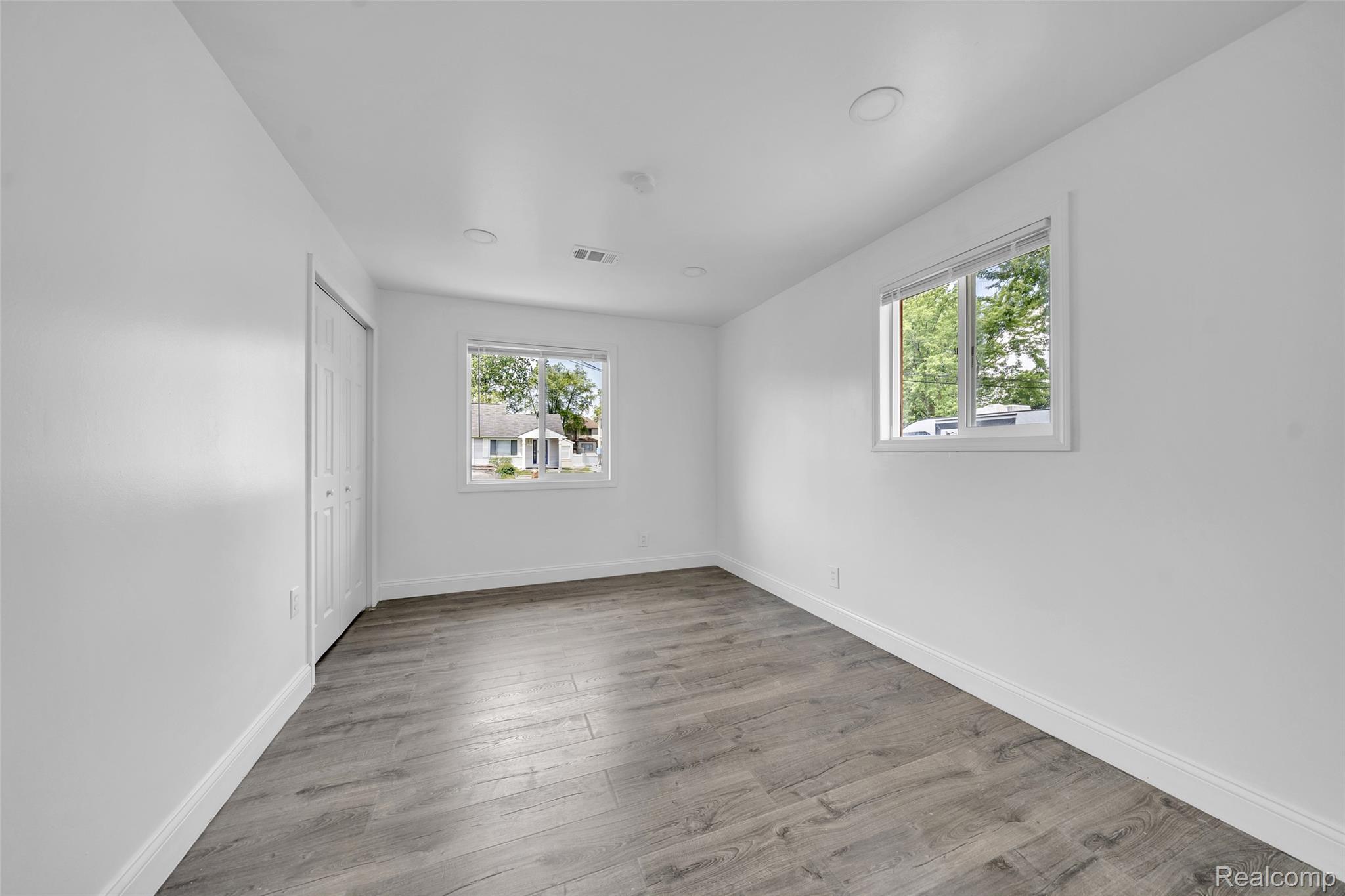 Harrison Charter Township, Michigan 48045, United States, 3 Bedrooms Bedrooms, ,3 BathroomsBathrooms,Residential,Active,157842