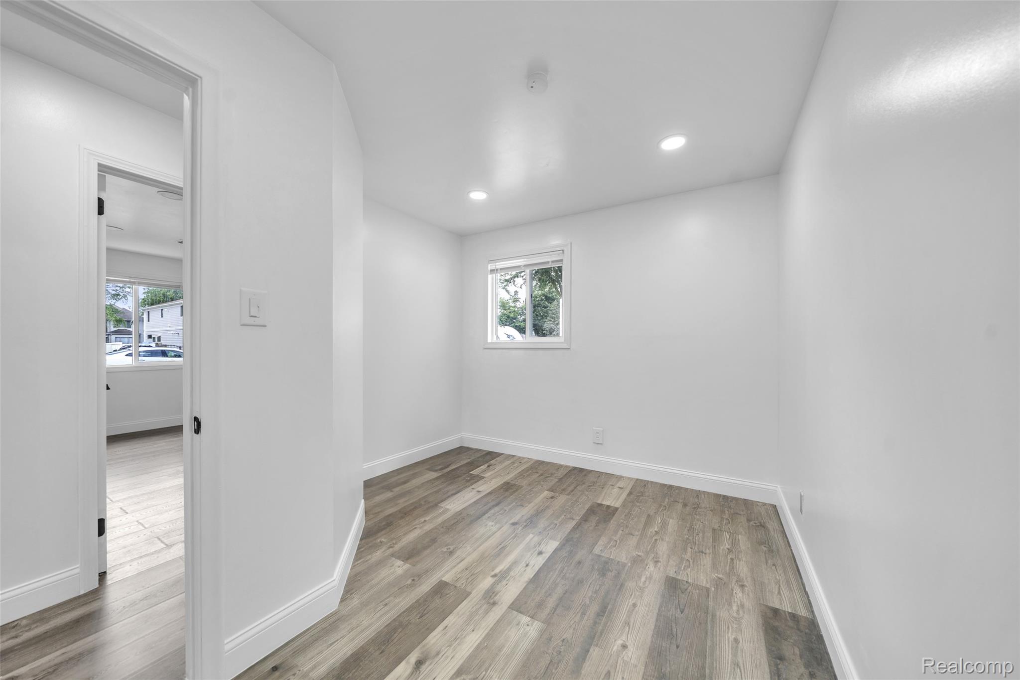 Harrison Charter Township, Michigan 48045, United States, 3 Bedrooms Bedrooms, ,3 BathroomsBathrooms,Residential,Active,157842