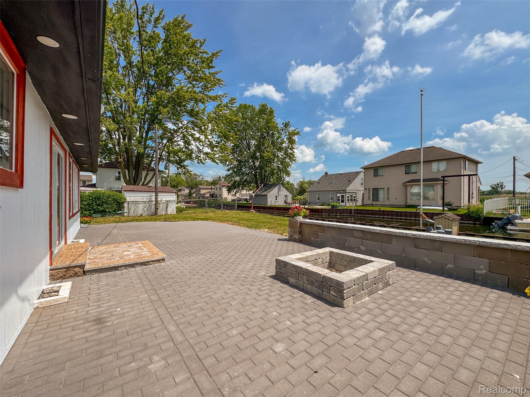 Harrison Charter Township, Michigan 48045, United States, 3 Bedrooms Bedrooms, ,3 BathroomsBathrooms,Residential,Active,157842