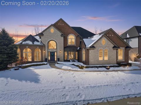 Photo of 6424 Shadydale Drive, Shelby Charter Township, MI 48316 (MLS # 20261008425)