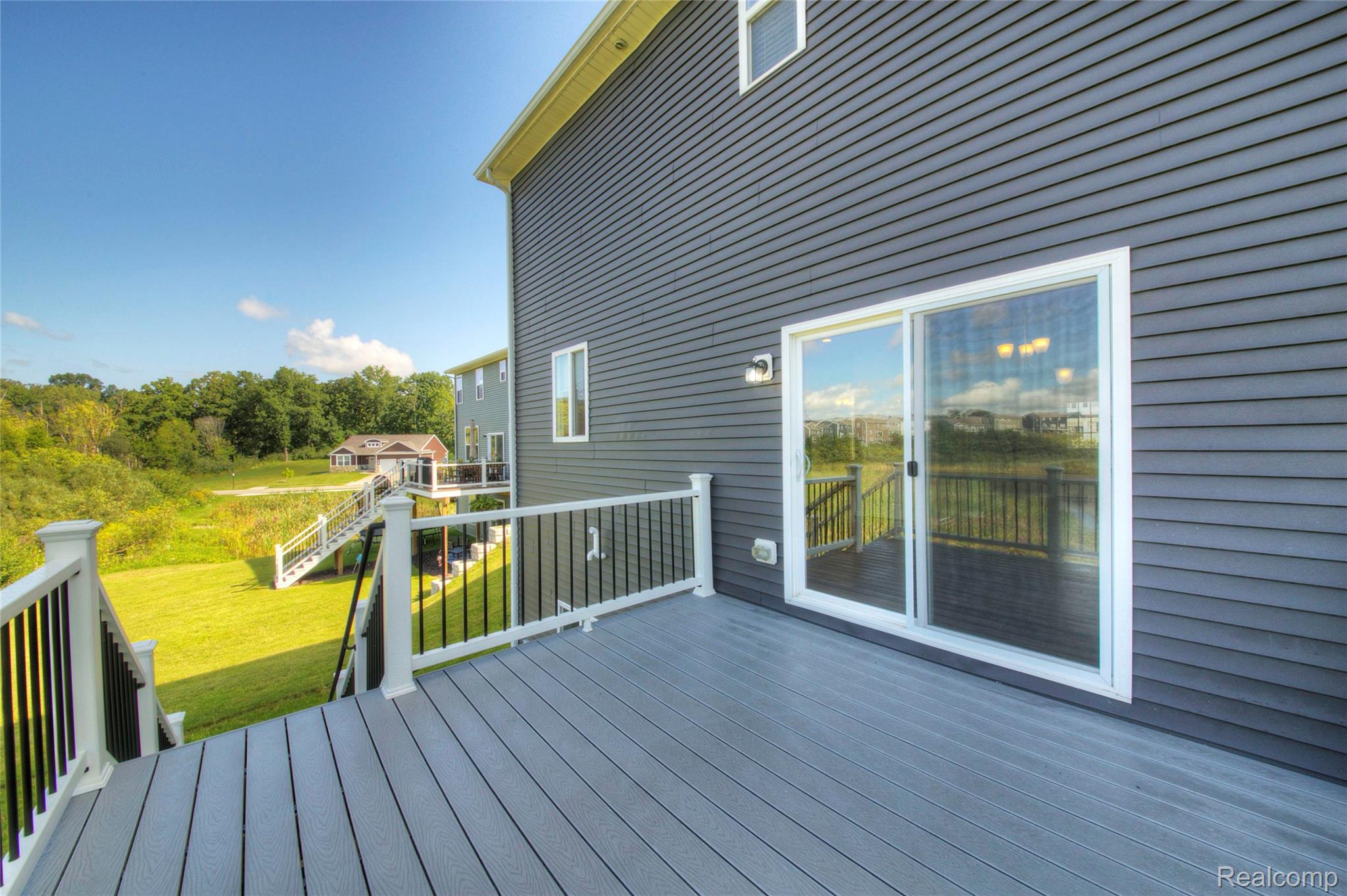 3040 Bogues View Drive