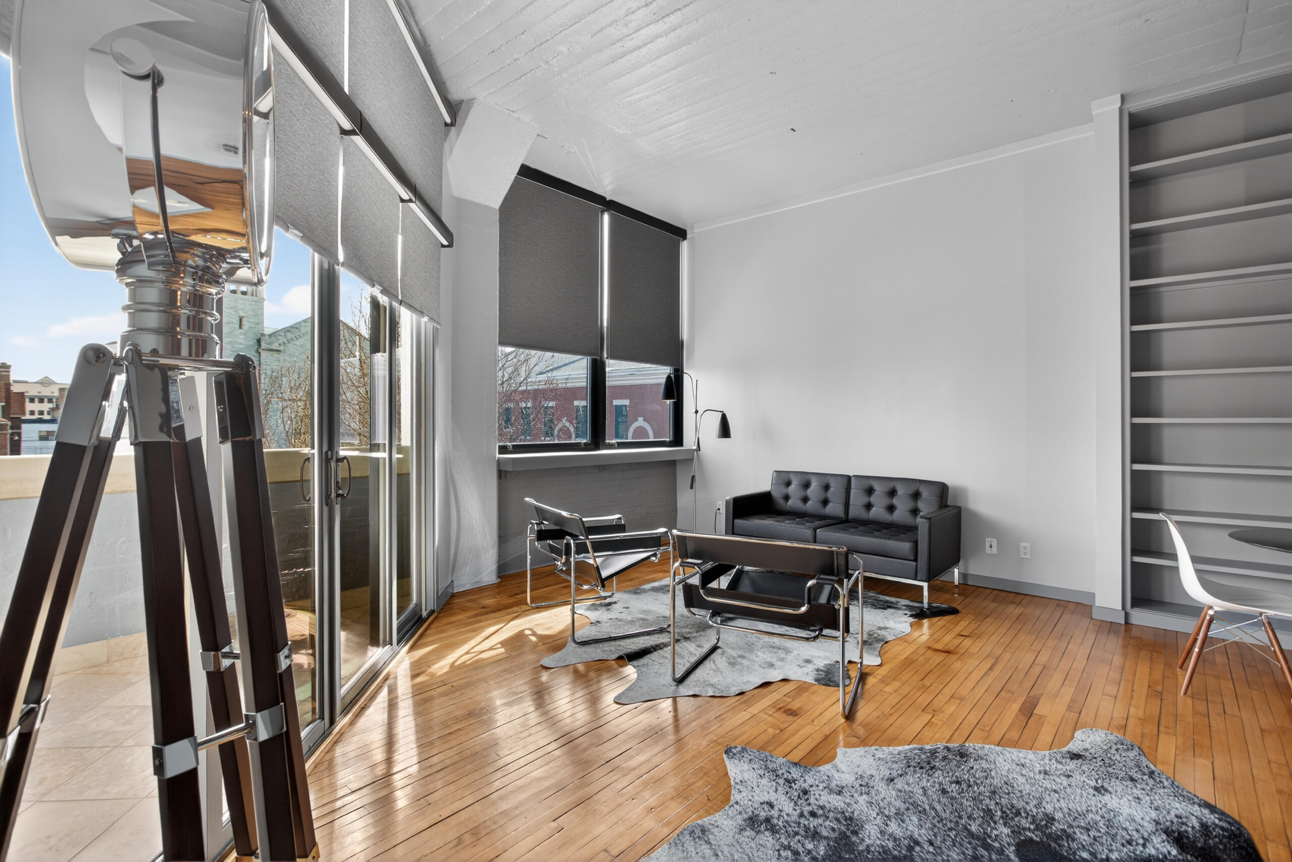 109 W Washington Avenue 16