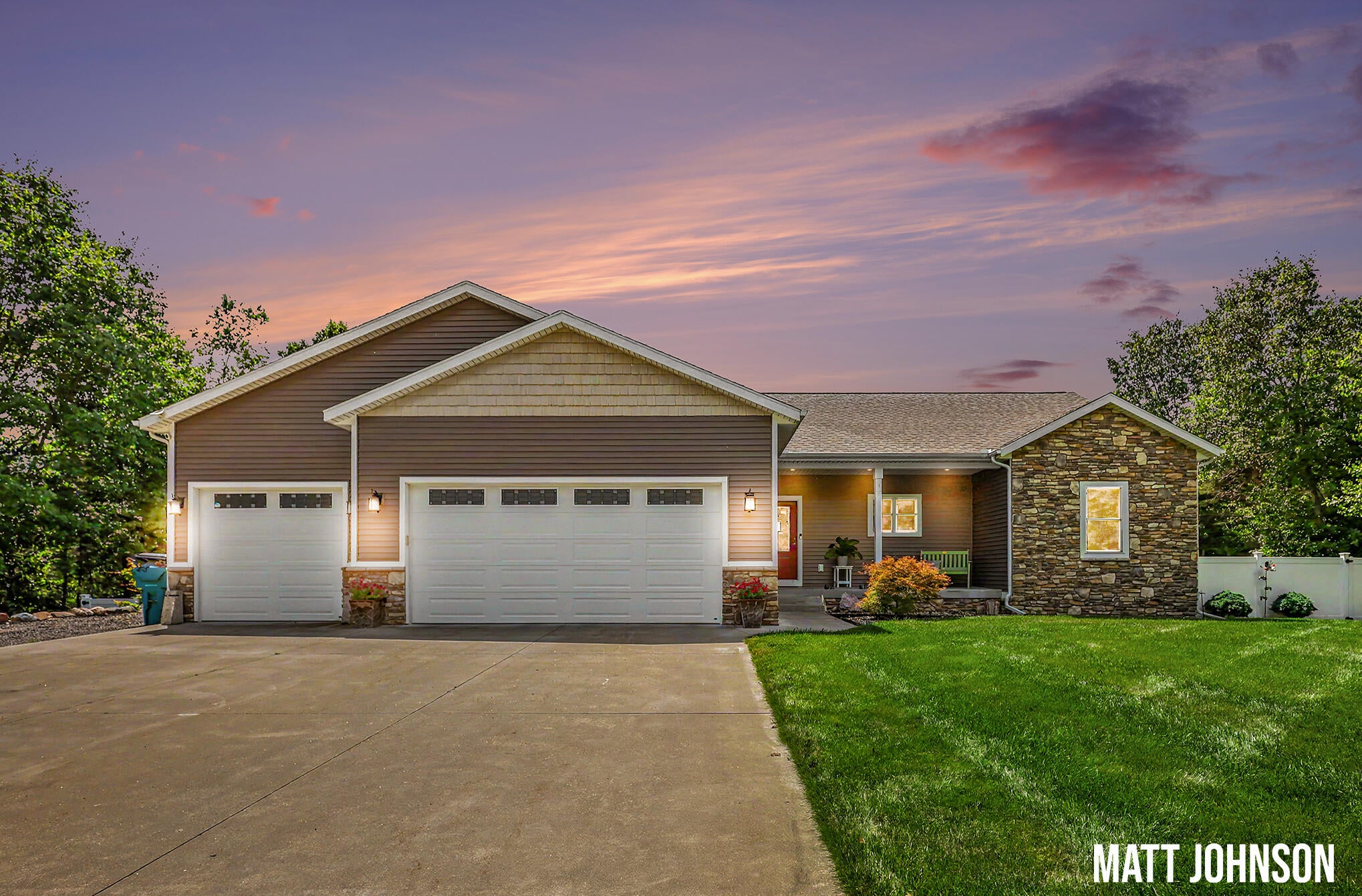 5589 Heritage Drive