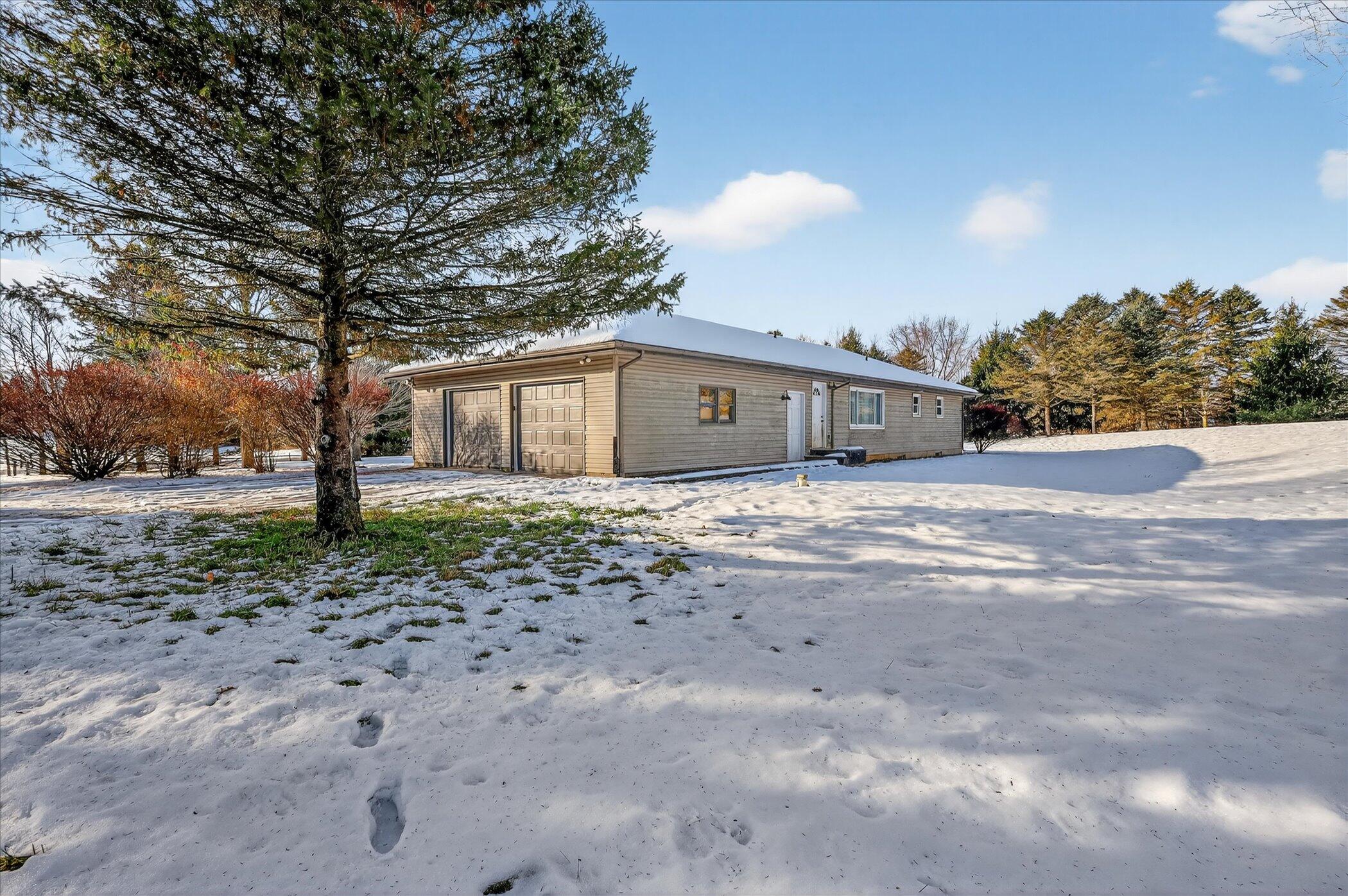 13890 Sharon Valley Road