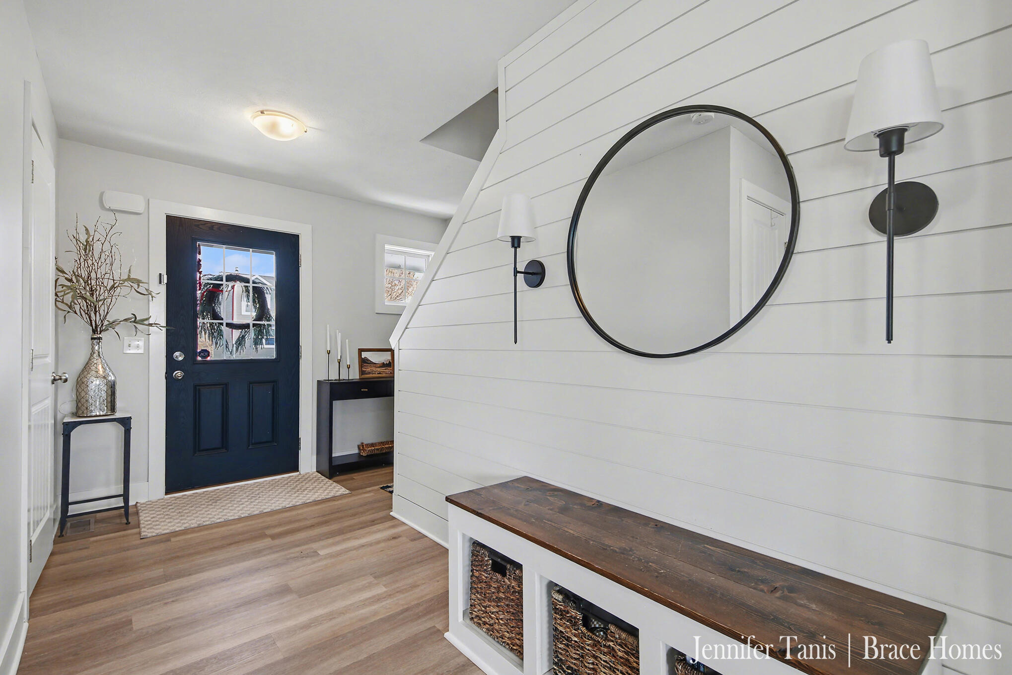 5918 Farmview Drive