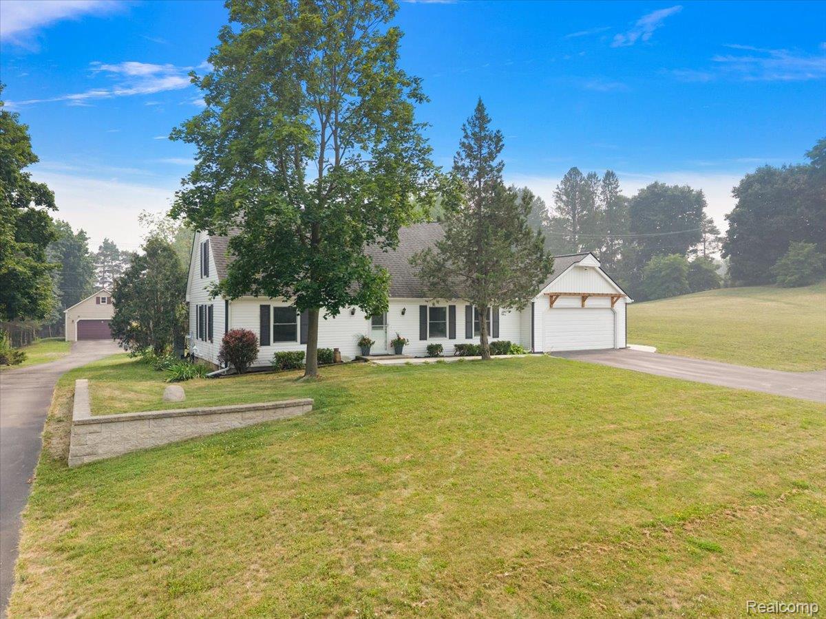 3365 Maybee Road