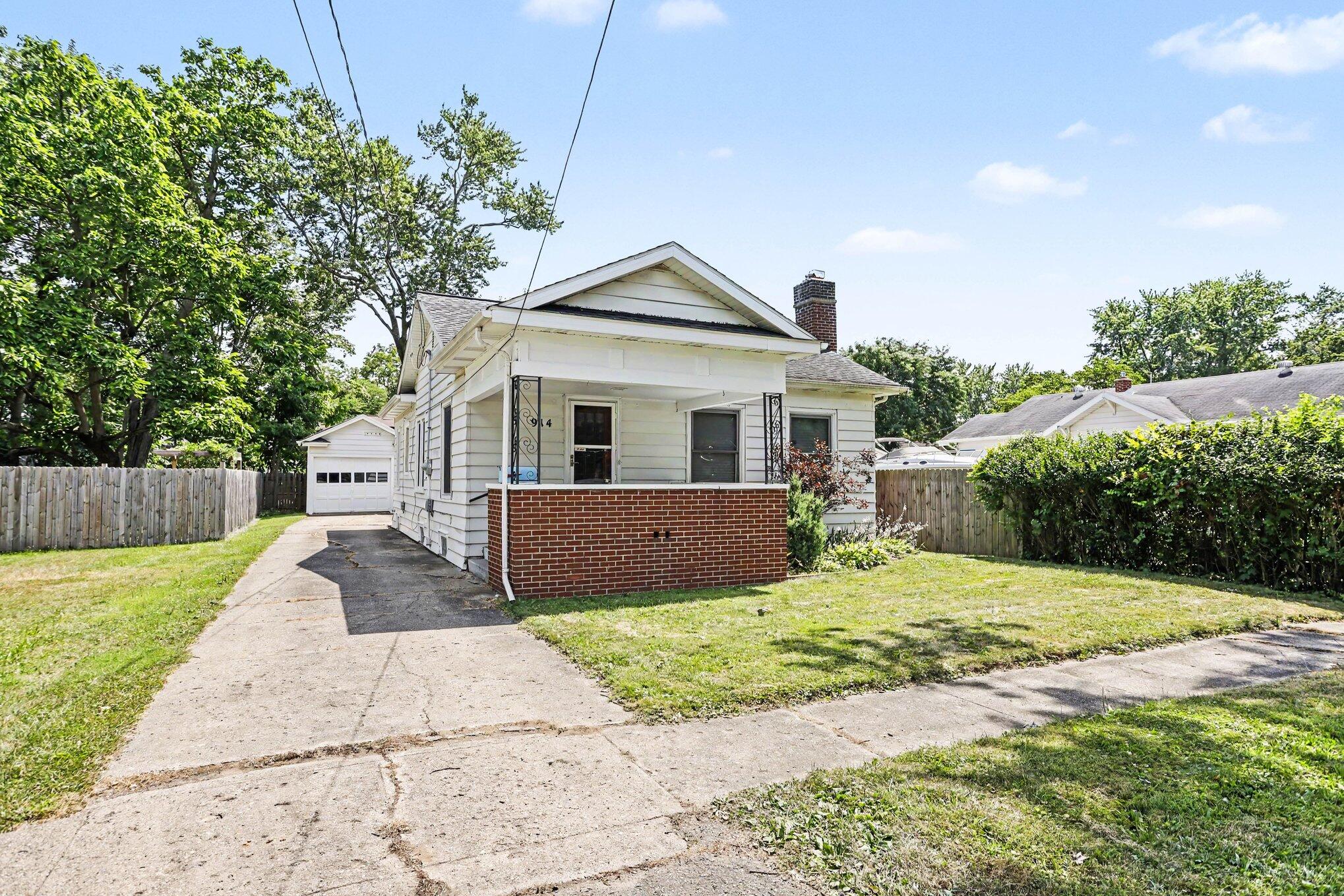 914 Dayton Avenue
