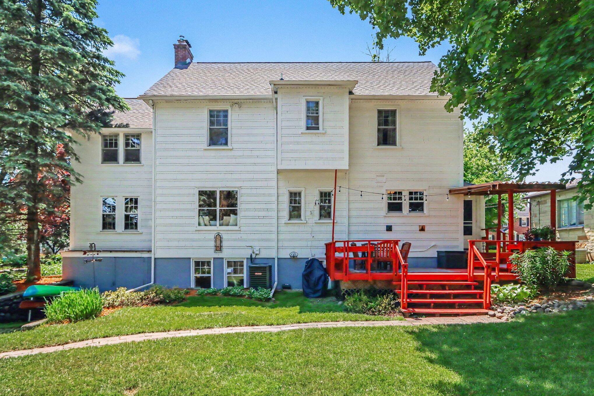 304 Creston Avenue