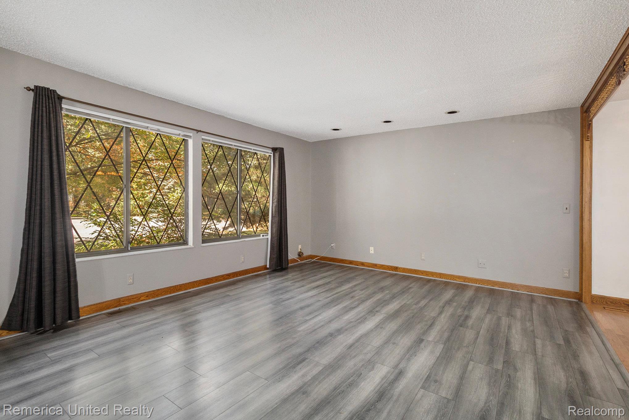 11589 Lombardy Court