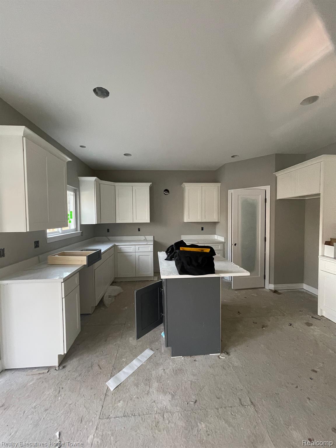 35029 CYGNET Circle