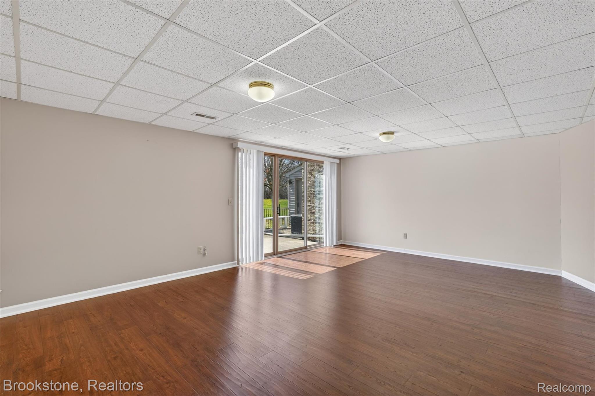 62401 Raleigh Court 4