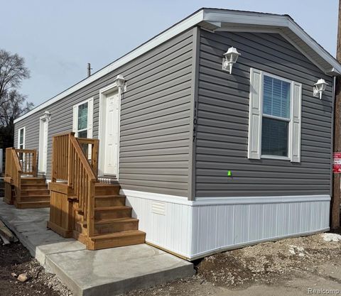 11047 Silver View Court Green Oak Township MI 48178