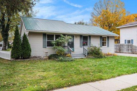 218 S Robinson Street Schoolcraft Village MI 49087