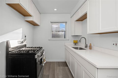 Tiny photo for 27033 Alger Boulevard, Madison Heights City, MI 48071 (MLS # 20261002748)