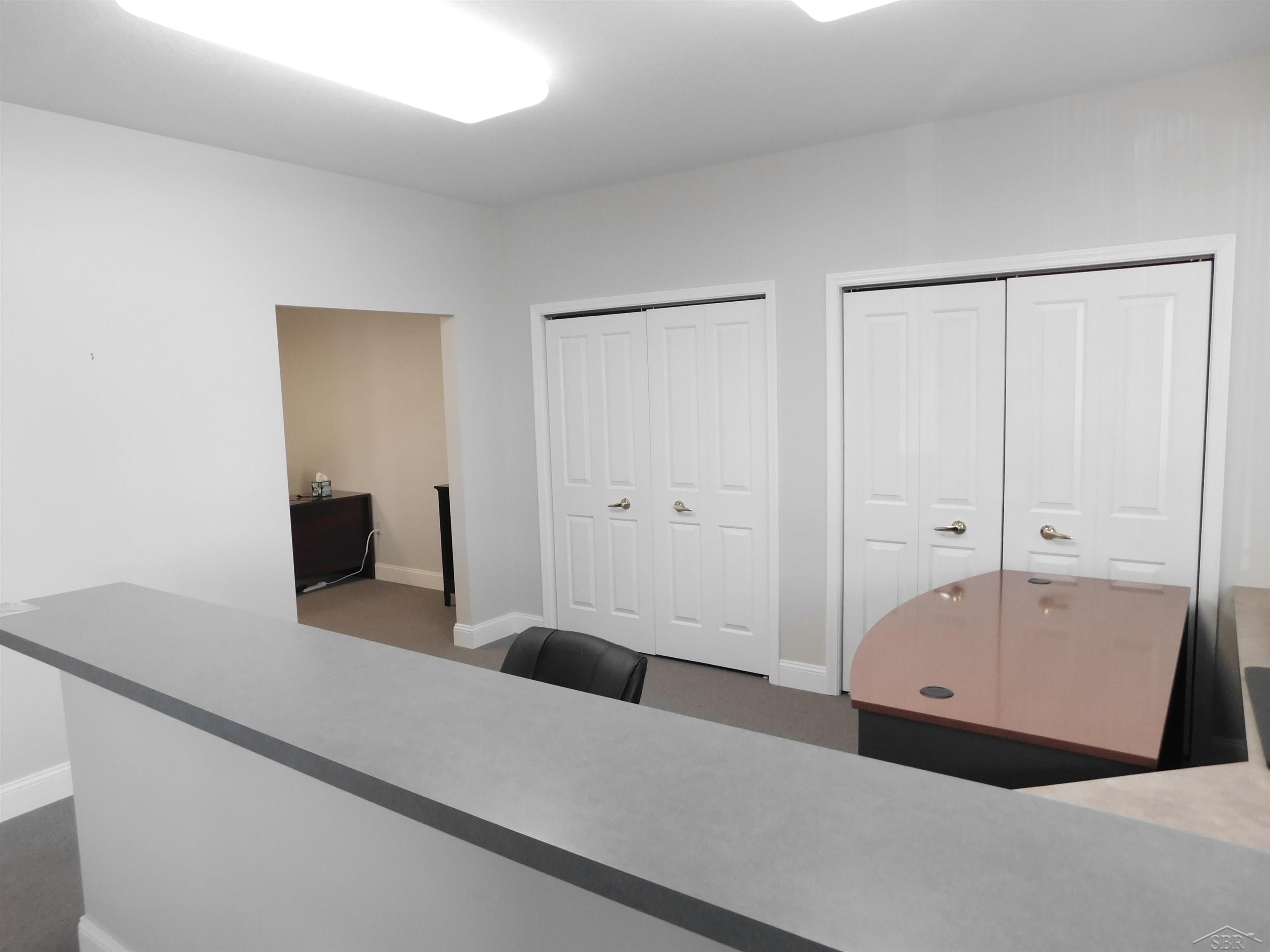 7600 Commerce Suite A Court