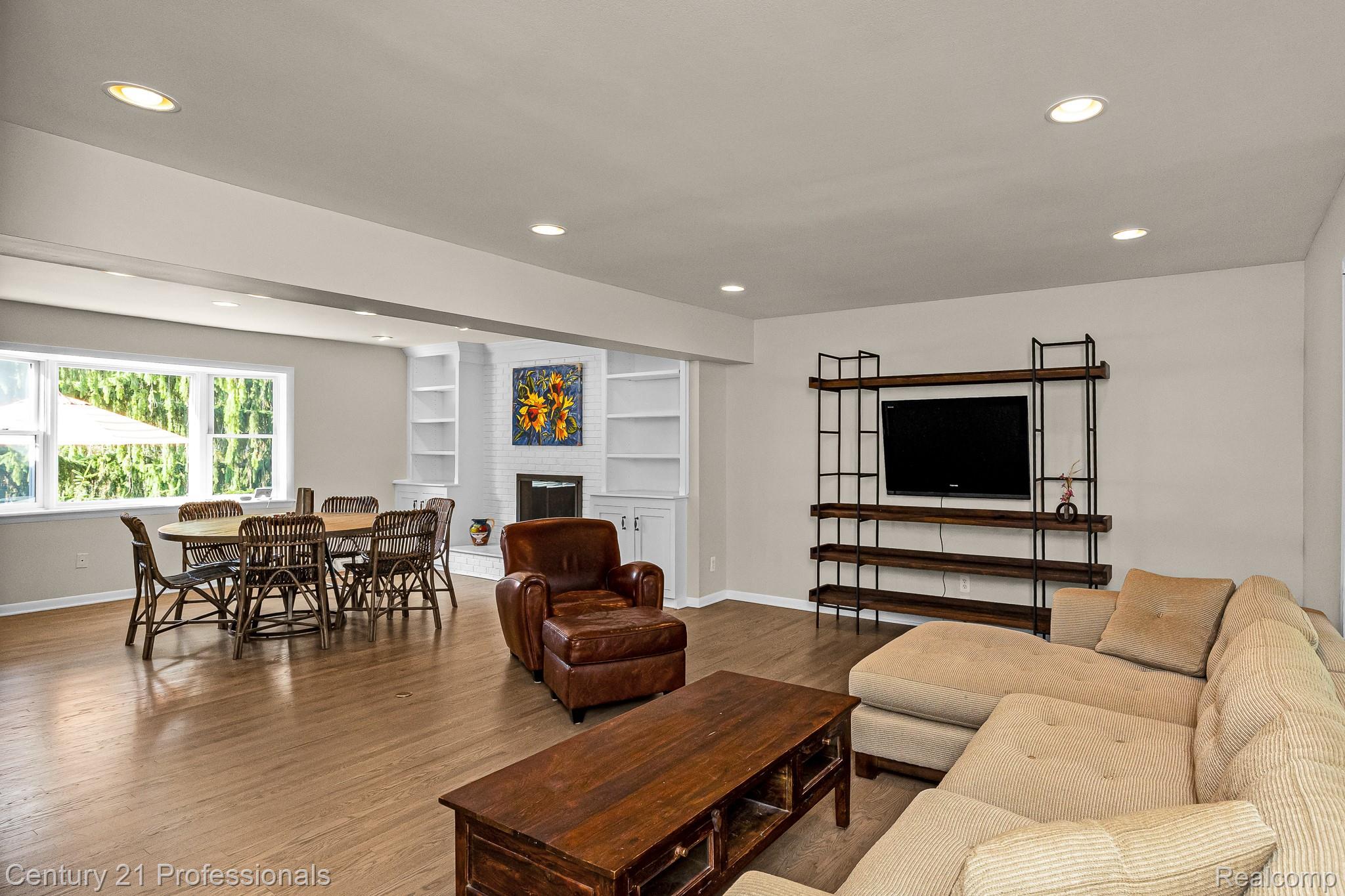 1463 Pebble Creek Drive