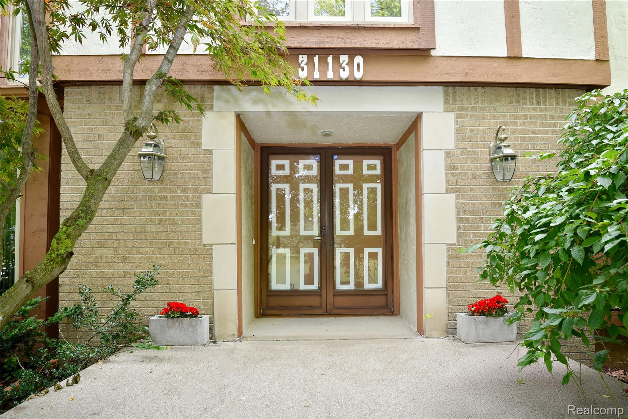 31130 Squire Lane