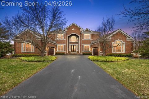 Photo of 3878 S Shoreline Drive, Milford Charter Township, MI 48381 (MLS # 20261013605)