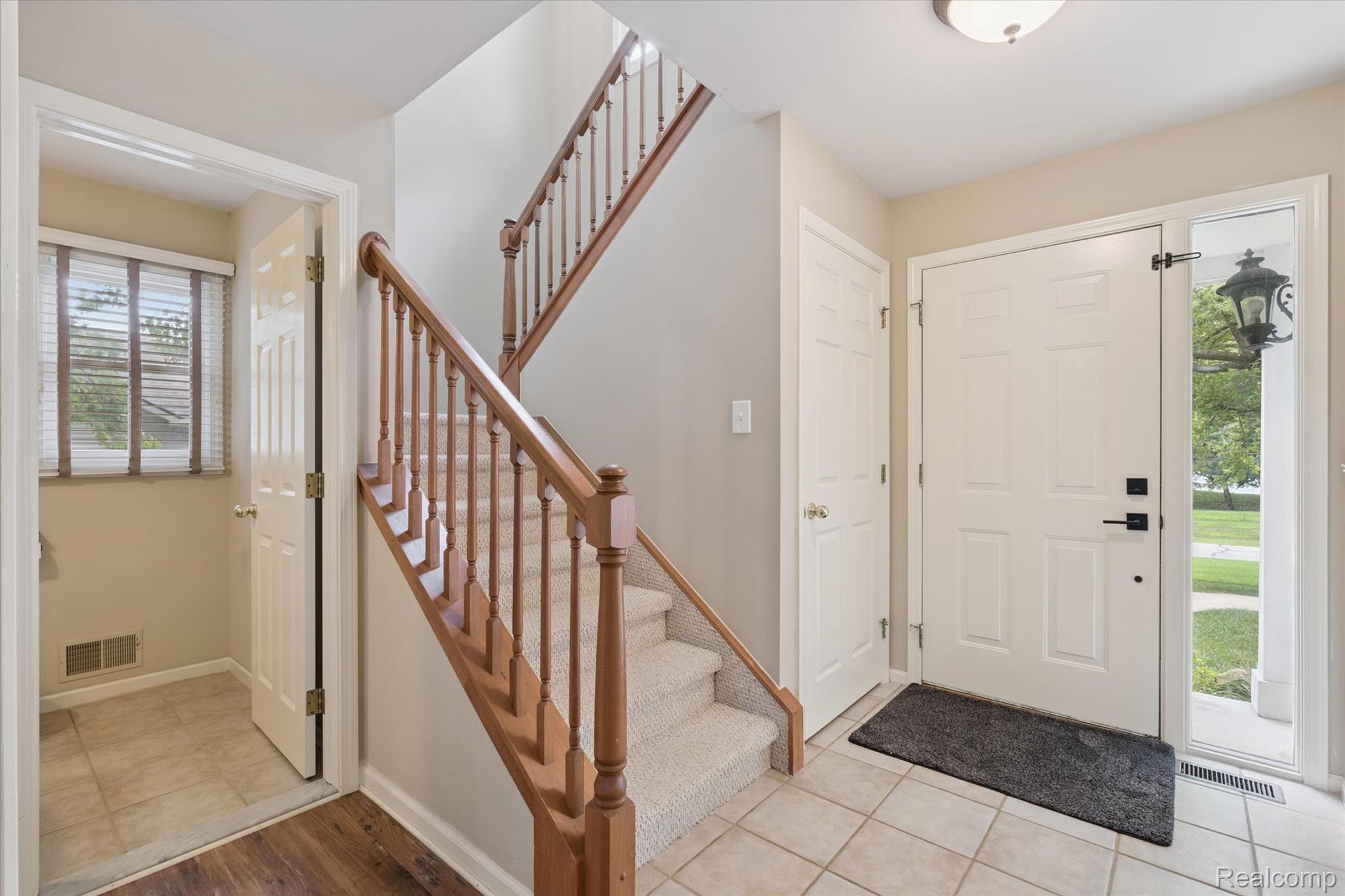 16413 E Horseshoe Trail