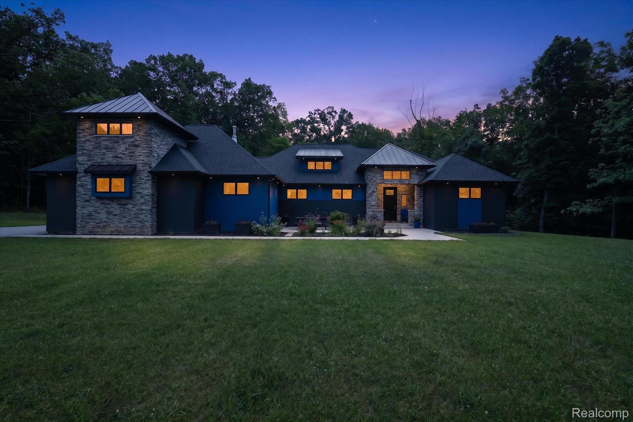 16511 Shadow Lane