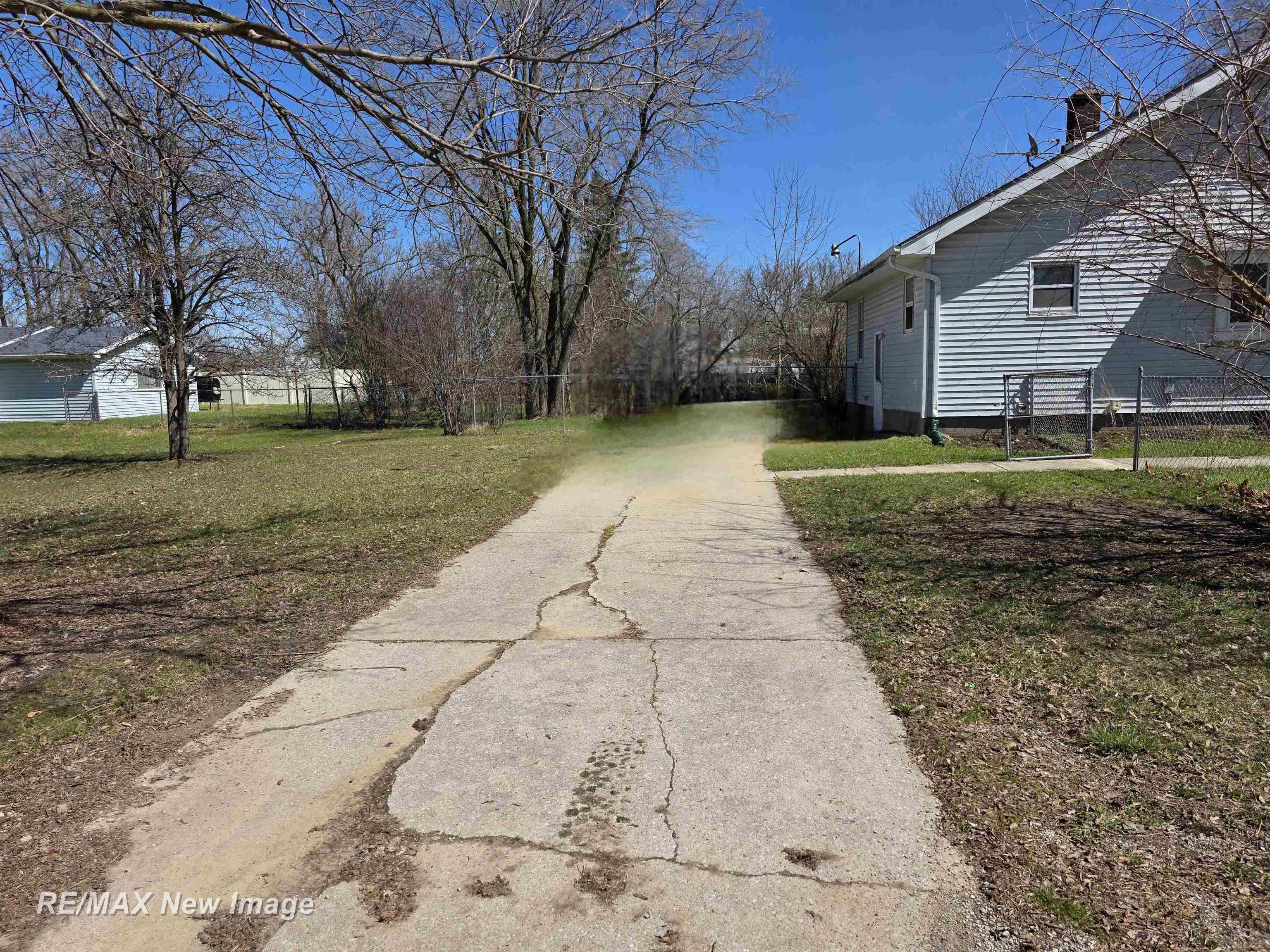 5025 Peterson Street