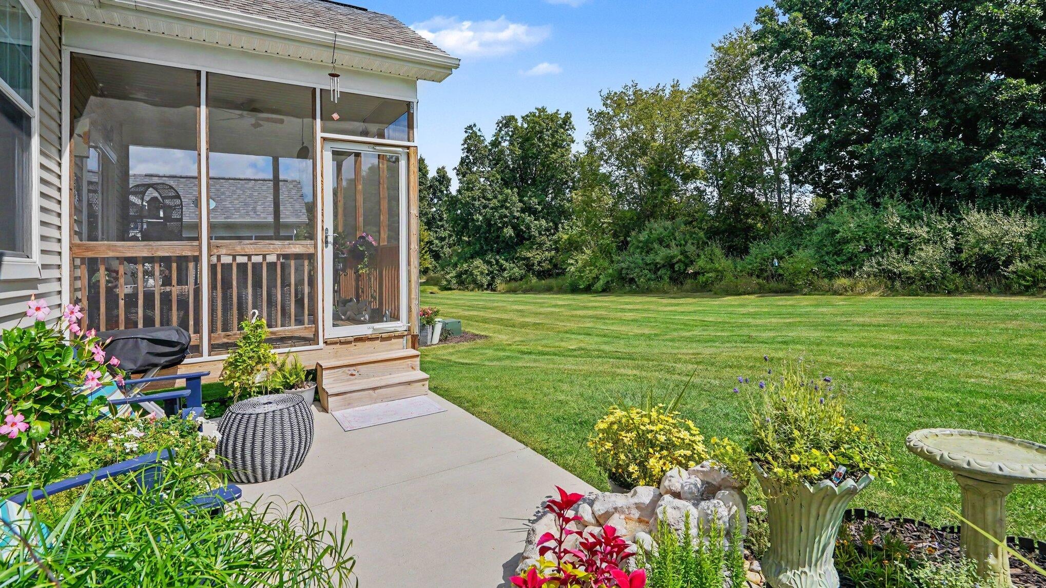 5725 Trail Side Lane