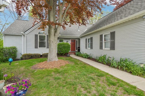 Photo of 558 Heritage Drive, Ann Arbor, MI 48105 (MLS # 81026055750)
