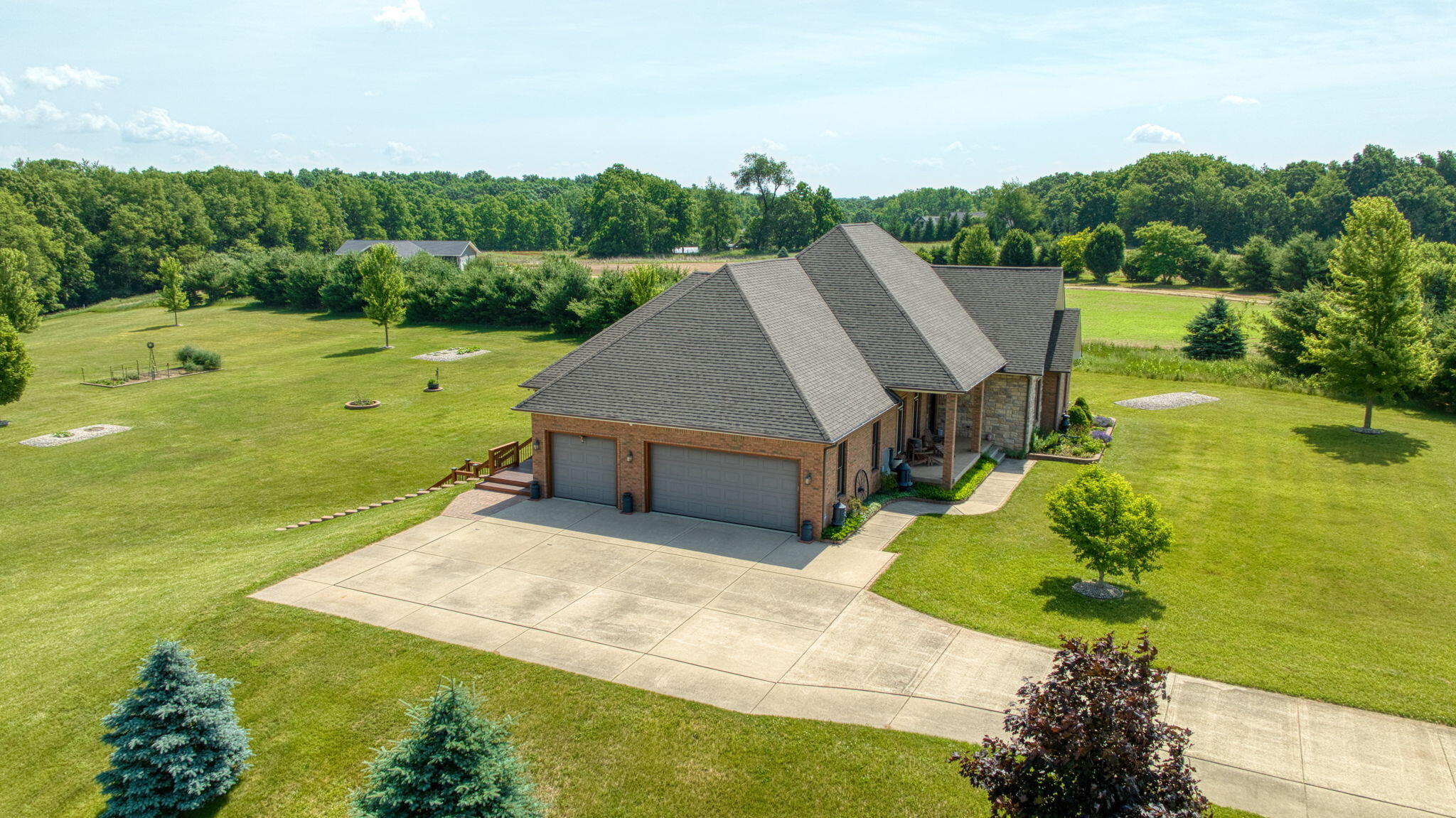 17172 Country Drive