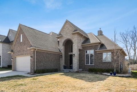 Photo of 54623 Lawson Creek Drive, Shelby Charter Township, MI 48316 (MLS # 20251017093)