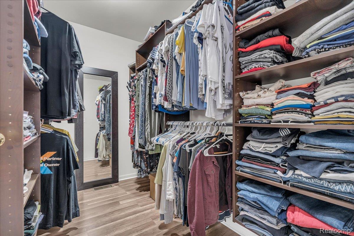 Chesterfield Township, Michigan 48047, United States, 3 Bedrooms Bedrooms, ,3 BathroomsBathrooms,Residential,Active,157457