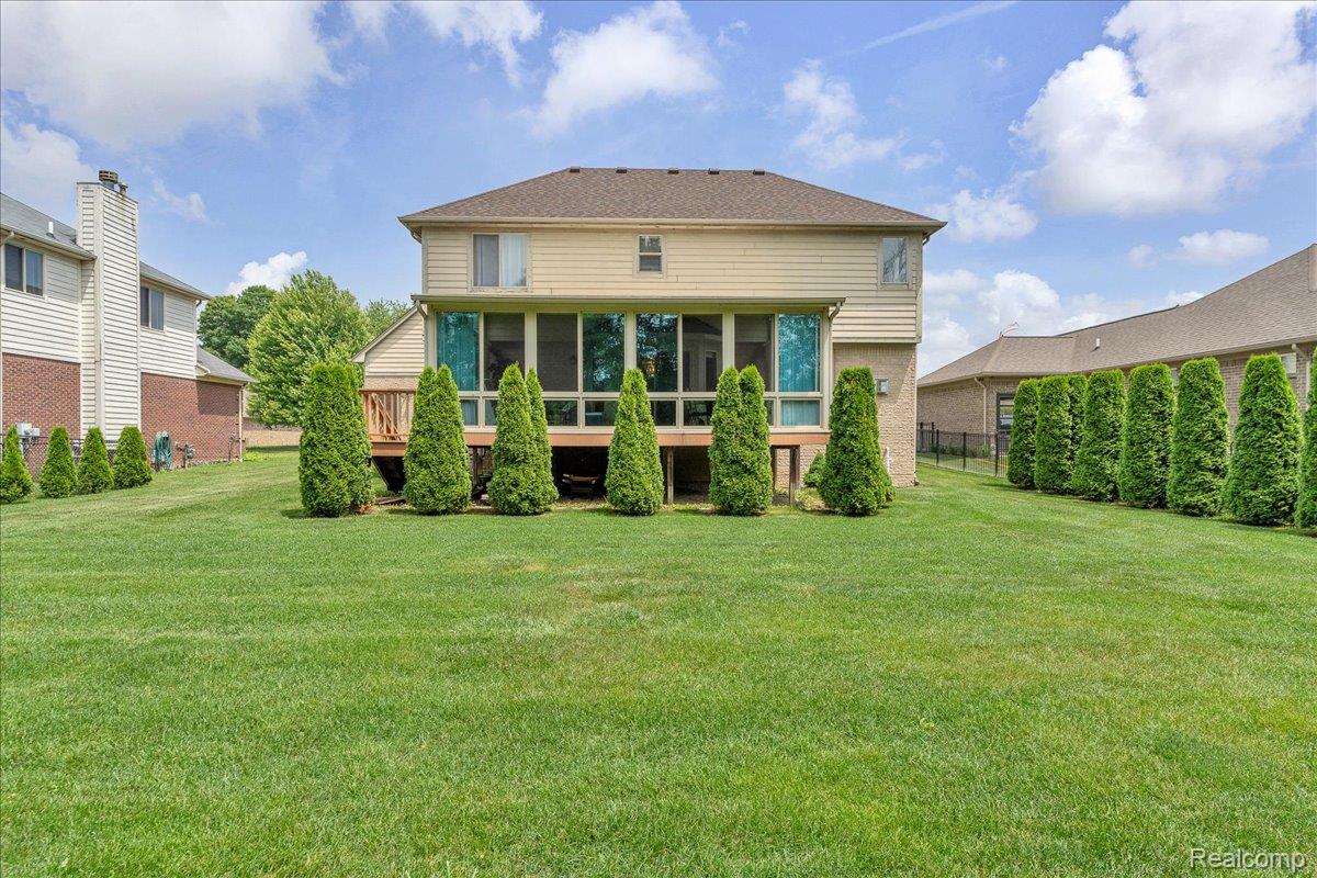 Chesterfield Township, Michigan 48047, United States, 3 Bedrooms Bedrooms, ,3 BathroomsBathrooms,Residential,Active,157457