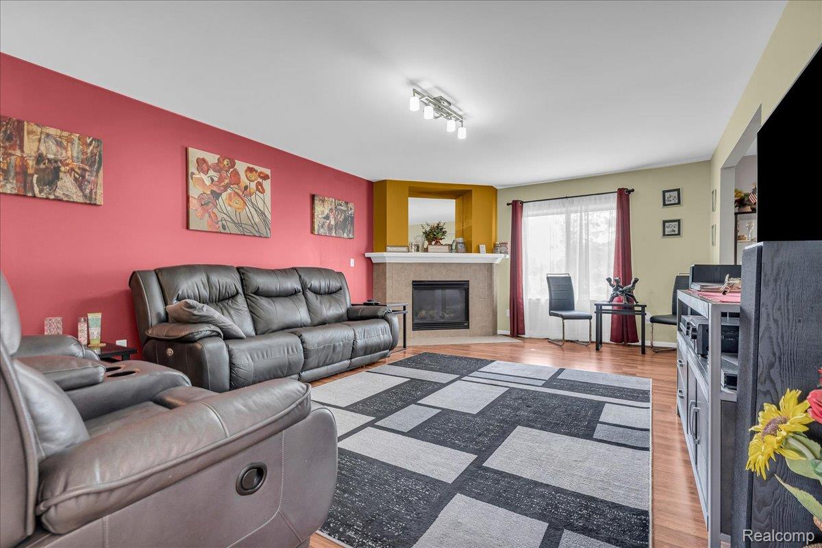 Chesterfield Township, Michigan 48047, United States, 3 Bedrooms Bedrooms, ,3 BathroomsBathrooms,Residential,Active,157457