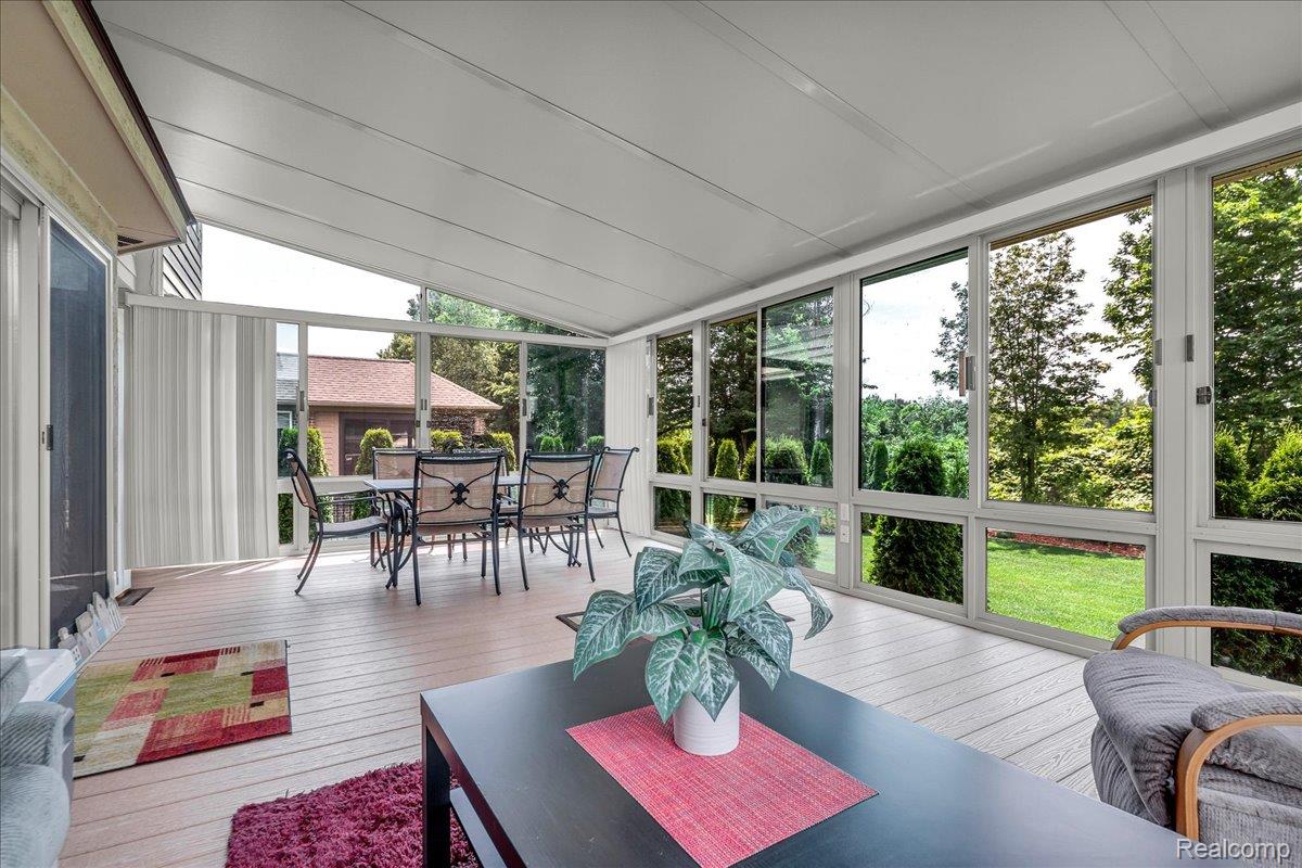 Chesterfield Township, Michigan 48047, United States, 3 Bedrooms Bedrooms, ,3 BathroomsBathrooms,Residential,Active,157457