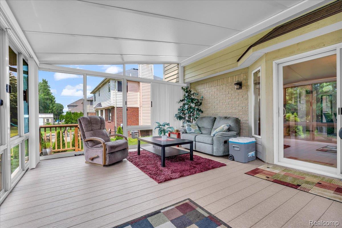 Chesterfield Township, Michigan 48047, United States, 3 Bedrooms Bedrooms, ,3 BathroomsBathrooms,Residential,Active,157457