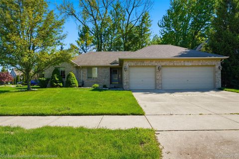 Photo of 21527 N Tangel Drive E, Macomb Township, MI 48044 (MLS # 20261031690)