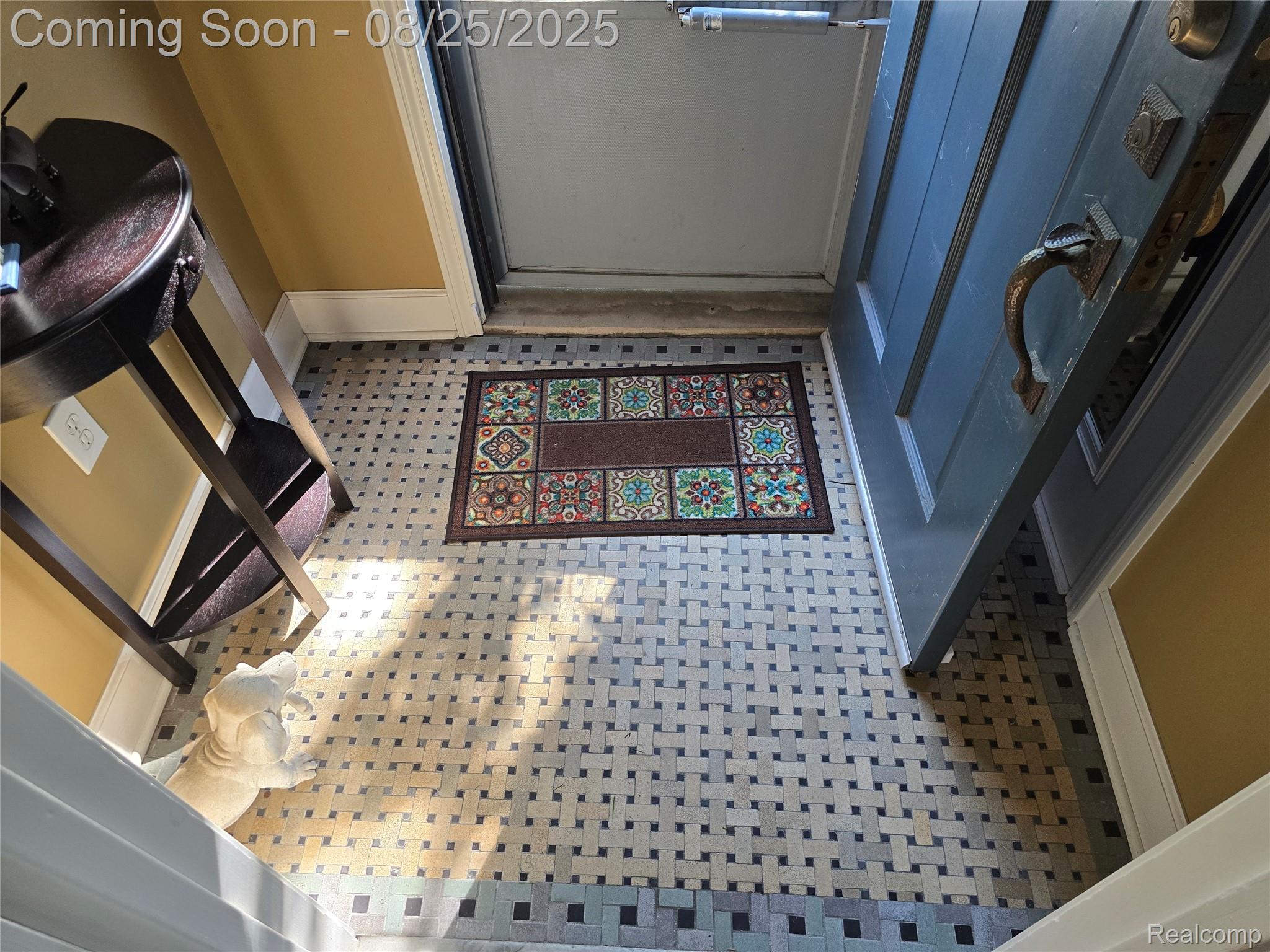 116 S Kenwood Avenue