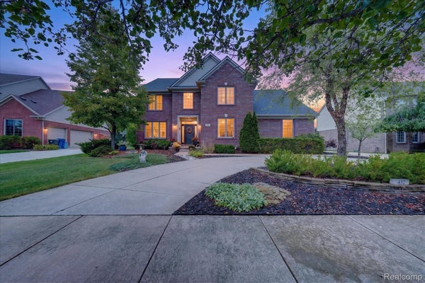 432 E CANFORD PARK, CANTON, MI 48187 - Image 502cb228b2be3d2fceb62528e40596cf/1537556114