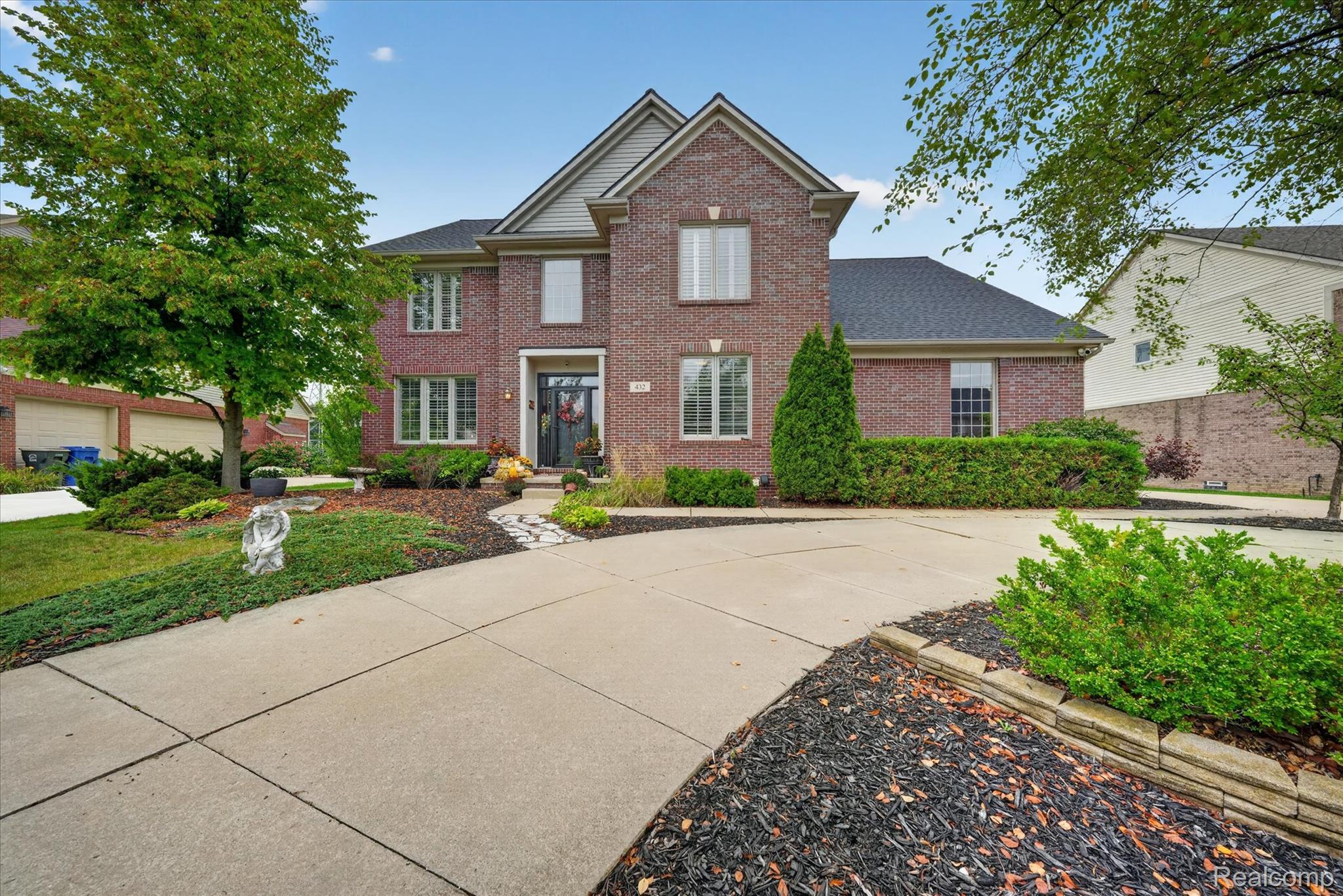 432 E Canford Park