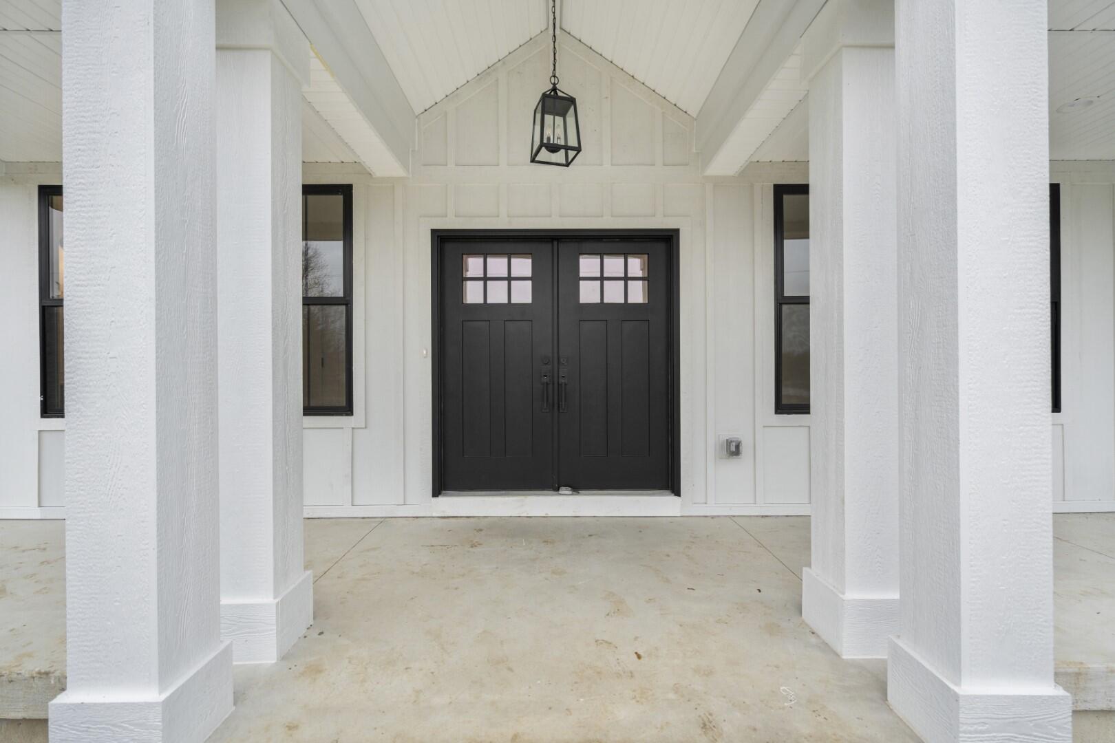 2735 Blue Bird Lane