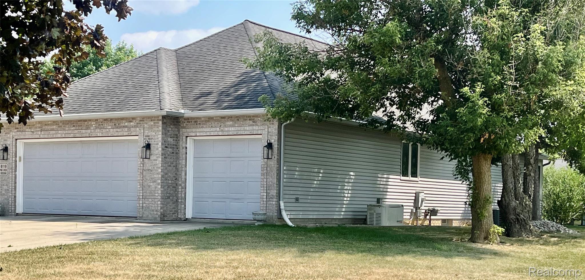 6119 Pine Creek Crossing
