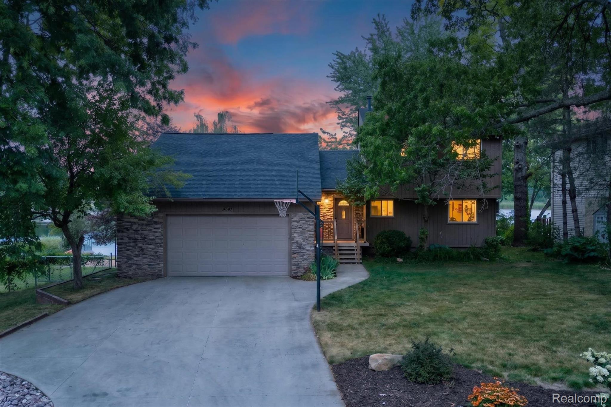 4341 Cornith Drive