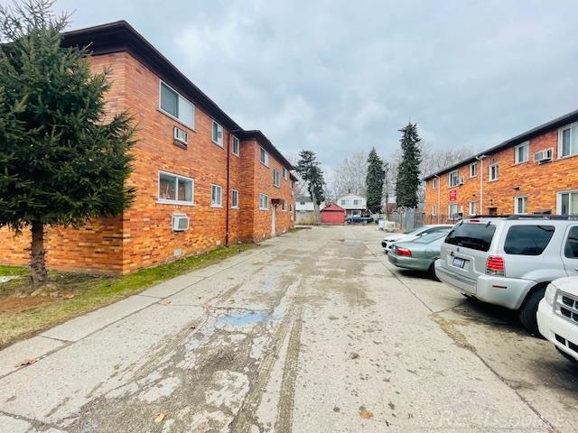 8207 Schaefer Highway