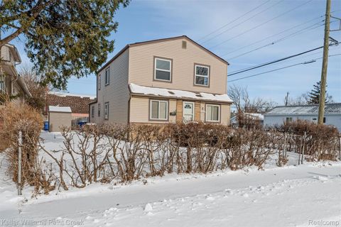 8523 Republic Avenue Warren City MI 48089