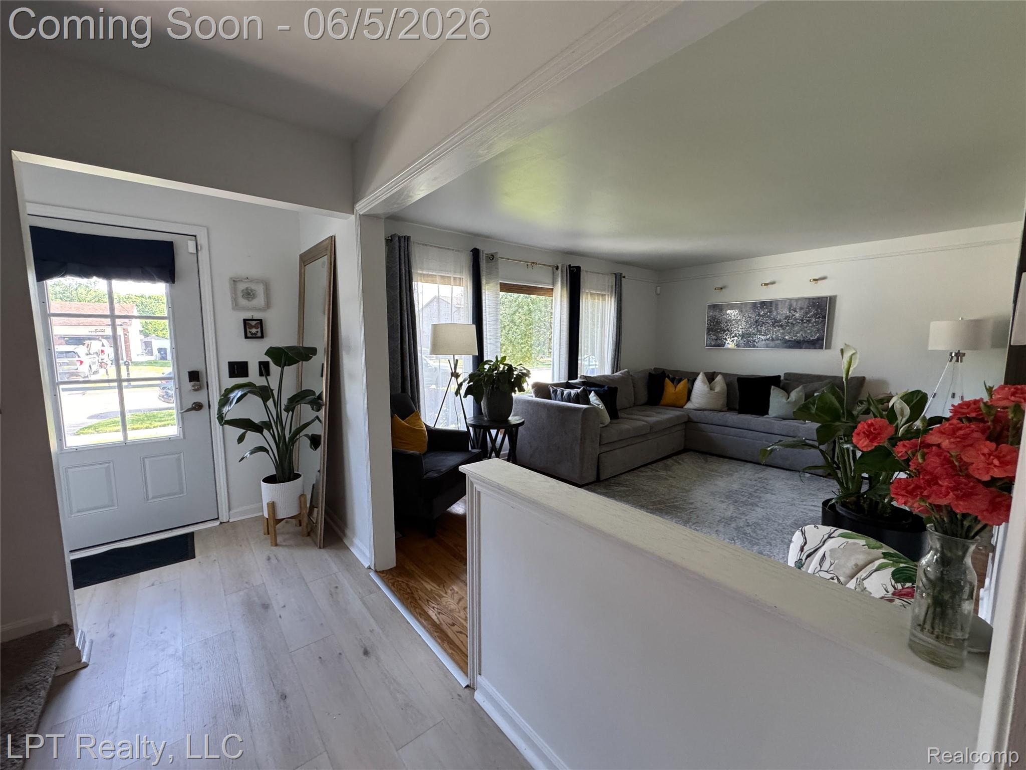 16282 Truwood