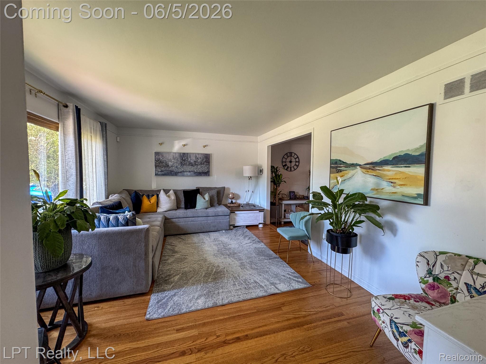 16282 Truwood