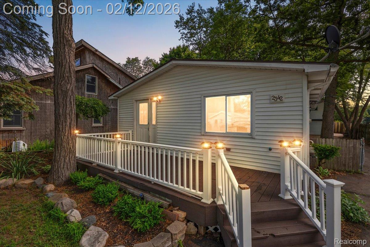 2342 Hartford Avenue