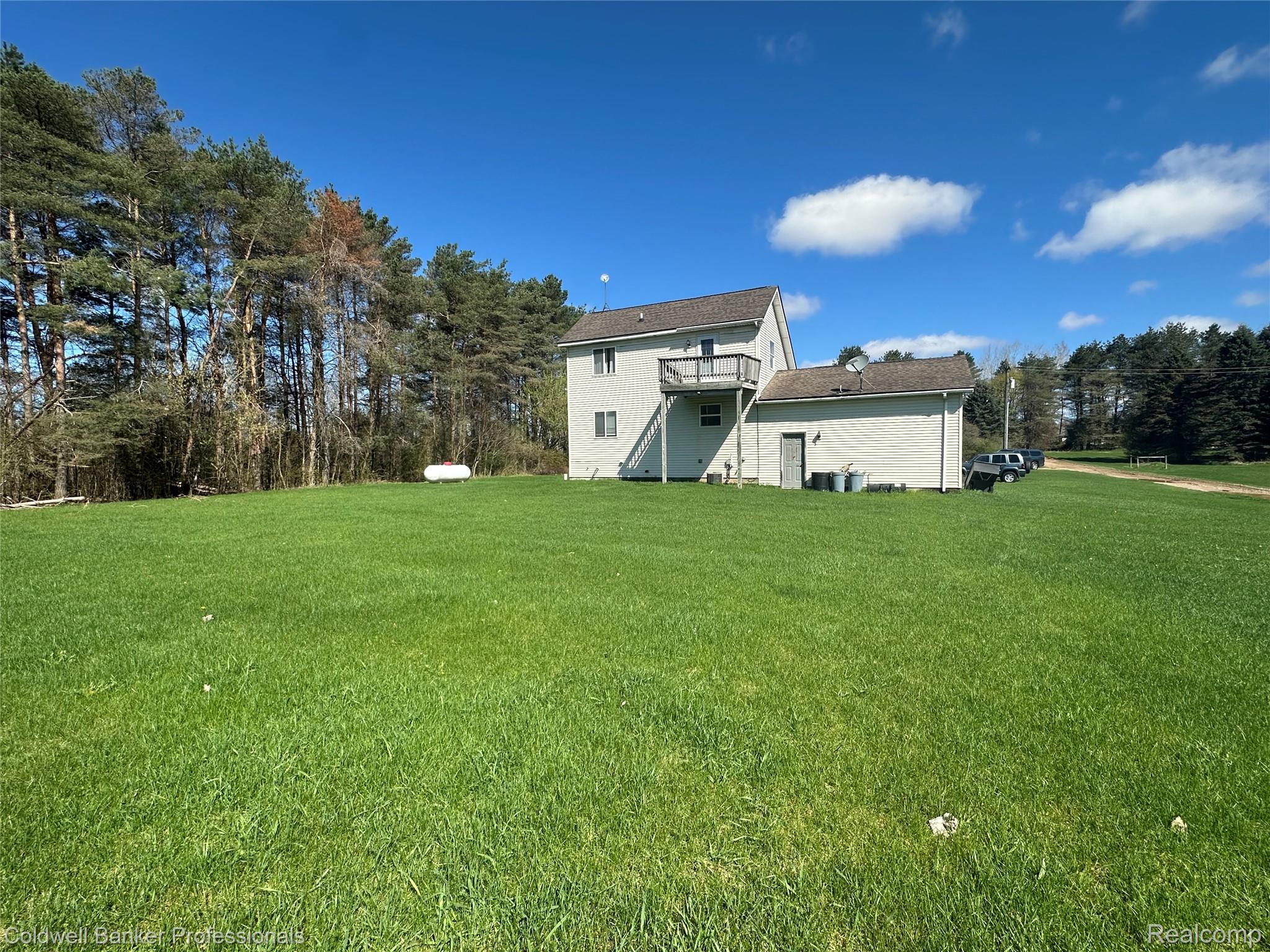 3419 Burnside Road