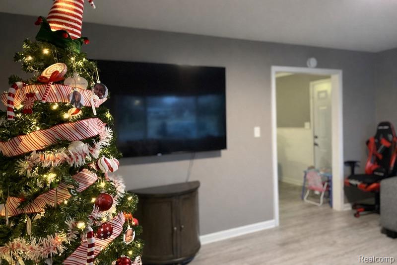 35403 Seville Street