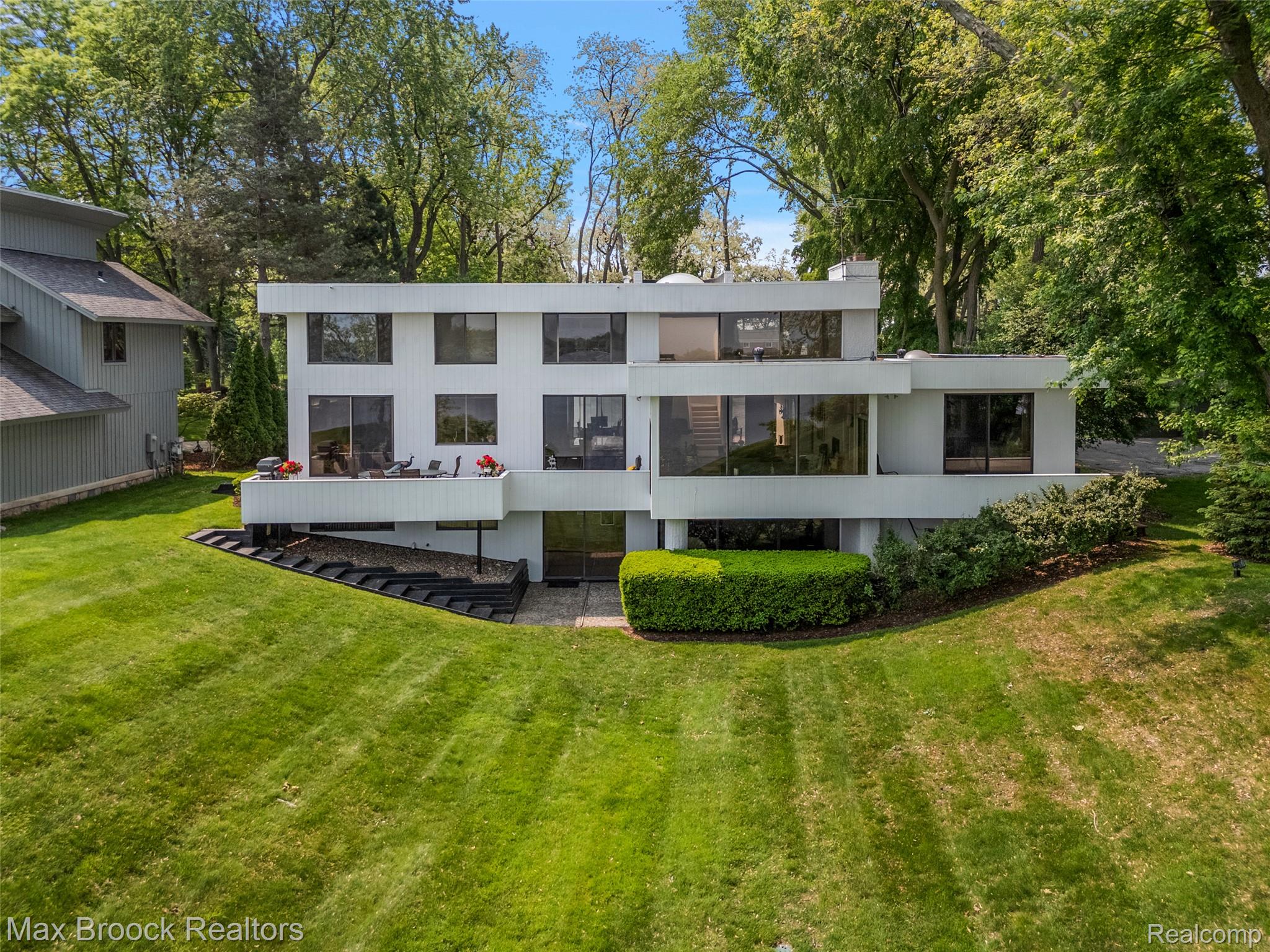 4540 Dow Ridge Road